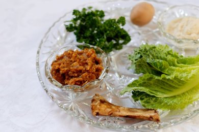 Date and Apple Charoset Recipe: A Sweet, Flavorful Passover Favorite