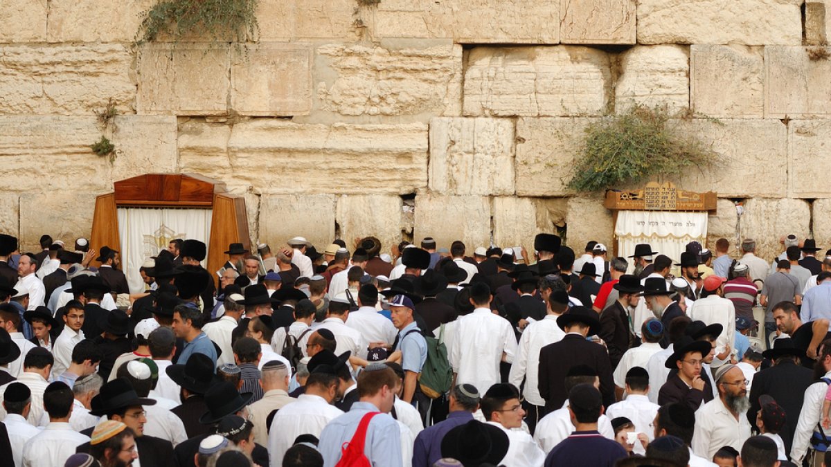 Why Jewish Unity Matters: A Timeless Message for Our Generation - Hidabroot