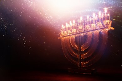 Chanukah Halacha Guide: Key Laws, Customs, and Meaning Explained