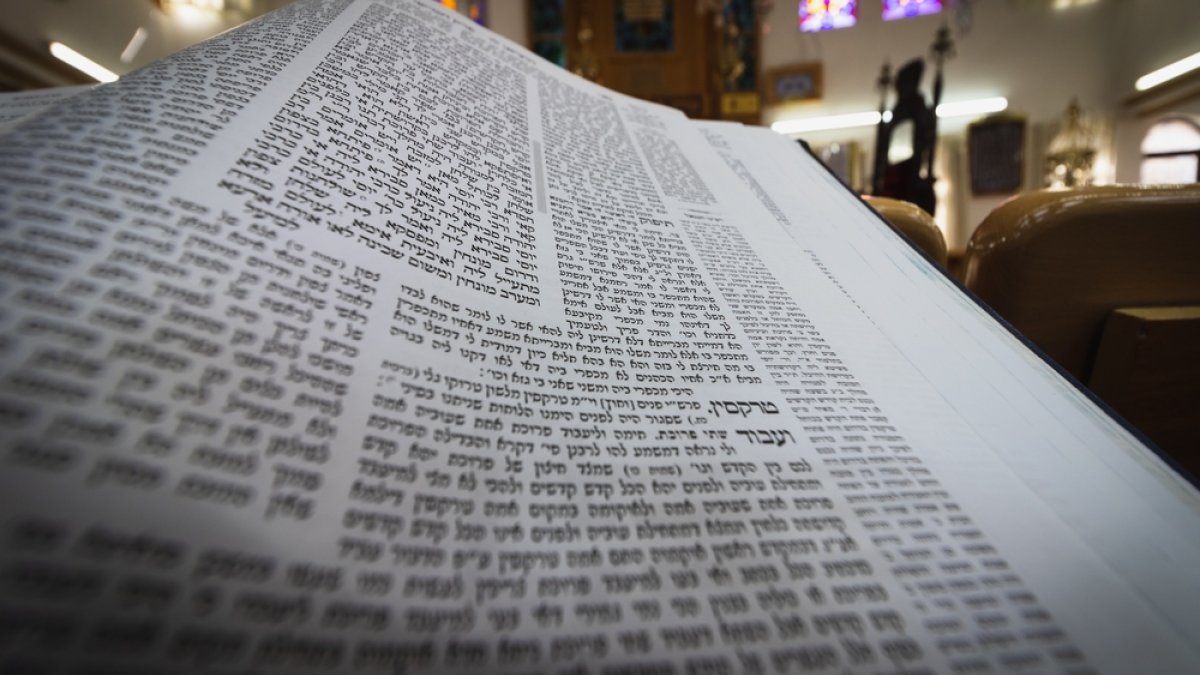 How to Start Learning Talmud: 7 Essential Tips for Beginners - Hidabroot