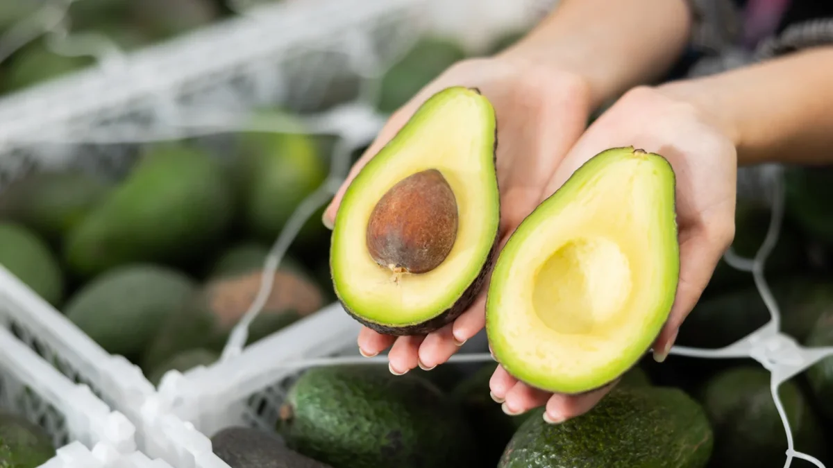 Daily Avocado Linked to Better Sleep, Lower Cholesterol, and Heart ...