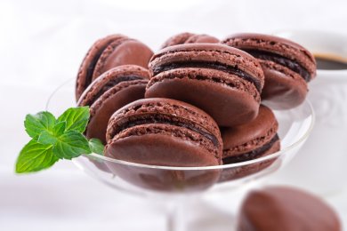 Passover-Perfect Chocolate Macarons