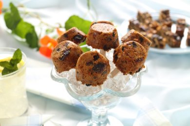 The Perfect Tu Bishvat Treat: No-Bake Fruit and Nut Cake Pops