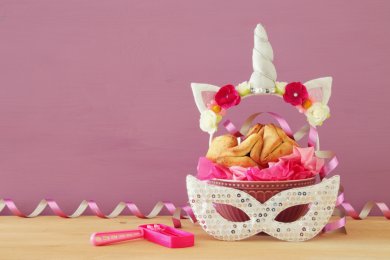 9 Creative Themed Mishloach Manot Ideas