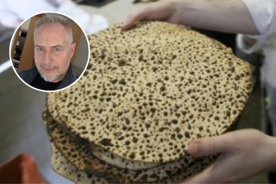 In Search of Matzah: A Rainy Passover Eve in Vienna