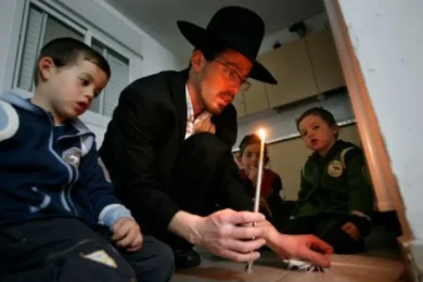 Bedikat Chametz 2026: The Complete Halachic Guide, Blessing, and Nullification Text