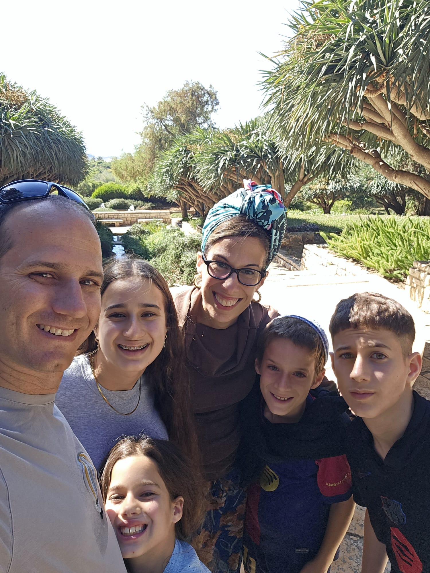 with Ariel and the children